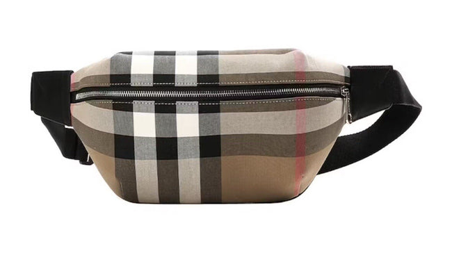 BURBERRY FUNNY BAG