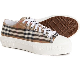 Burberry sneakers taupe Brown